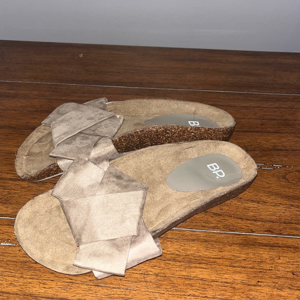 BP Women’s Slides